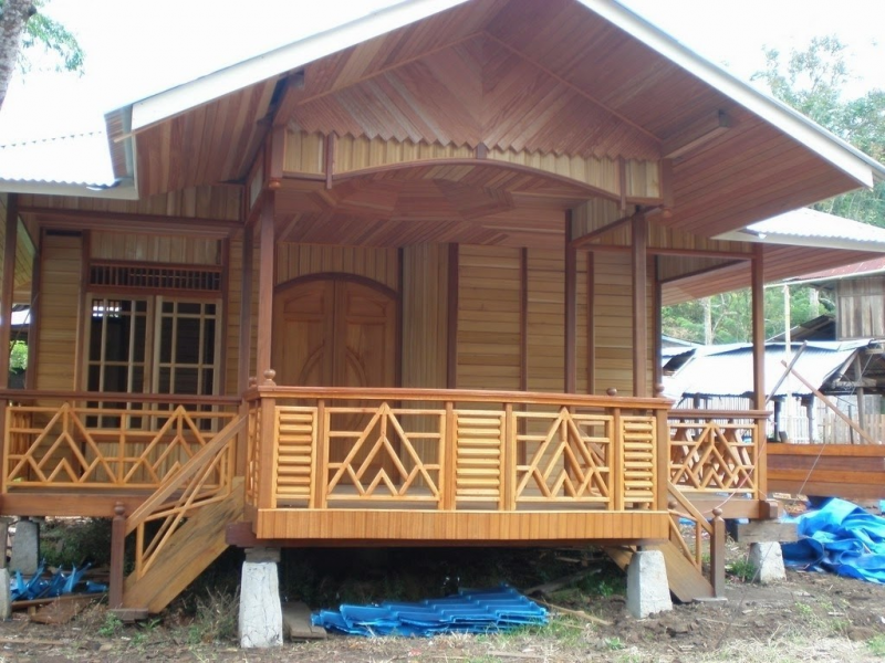 Contoh Desain Rumah Kayu Mungil Desain Id